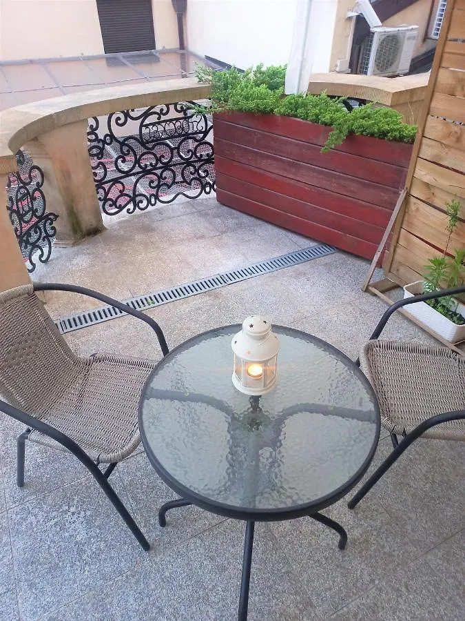 Neoapartments - Rynek Pod Gryfami Wroclaw Apartment